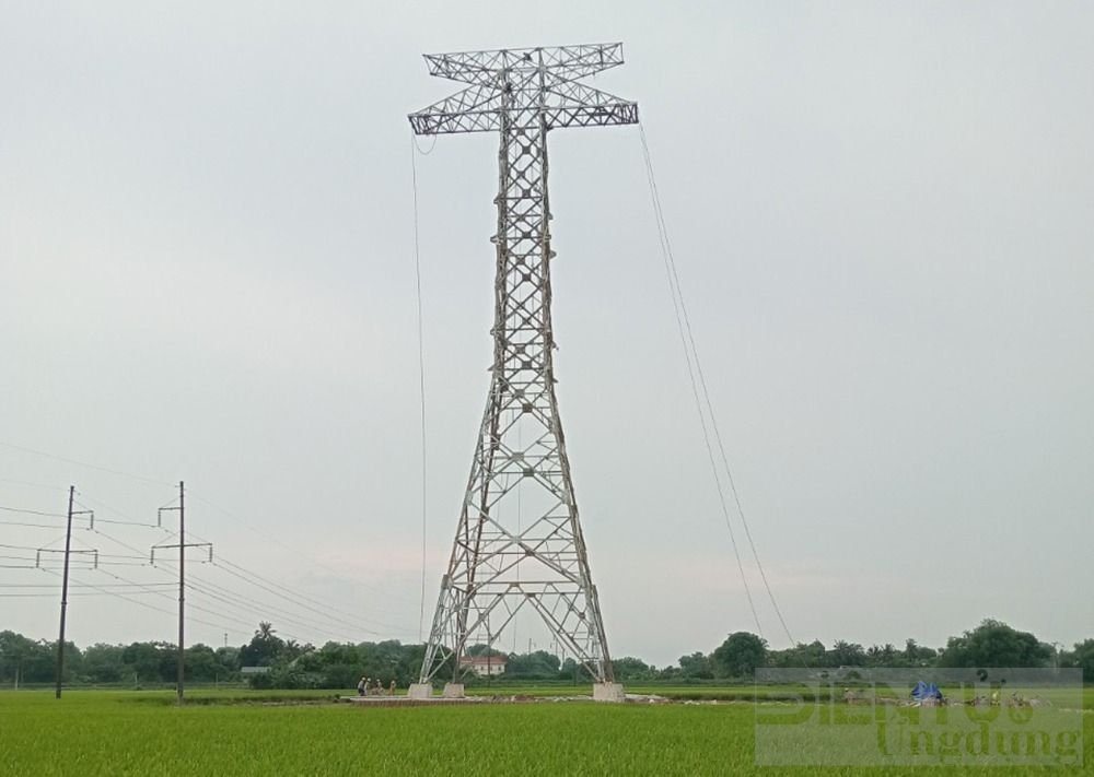 them don vi hoan thanh cung cap toan bo cot thep cho du an duong day 500kv mach 3