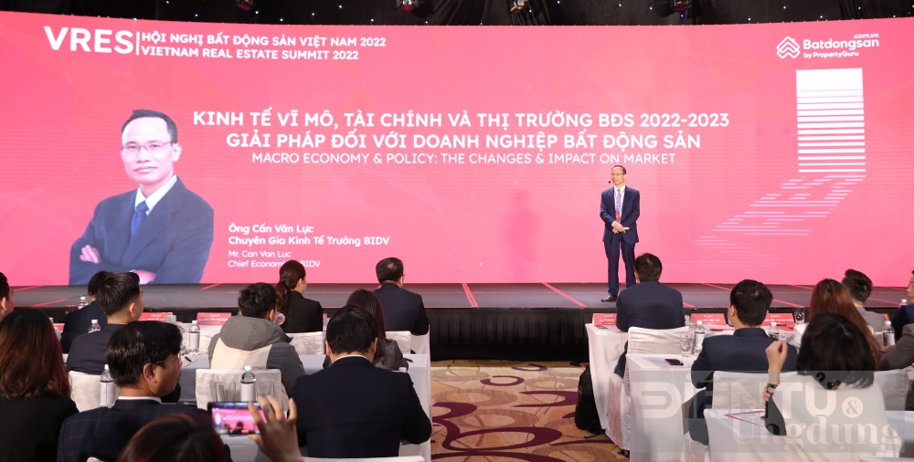 Thị trường bất động sản năm 2023 sẽ được sàng lọc, tái cấu trúc và phục hồi dần