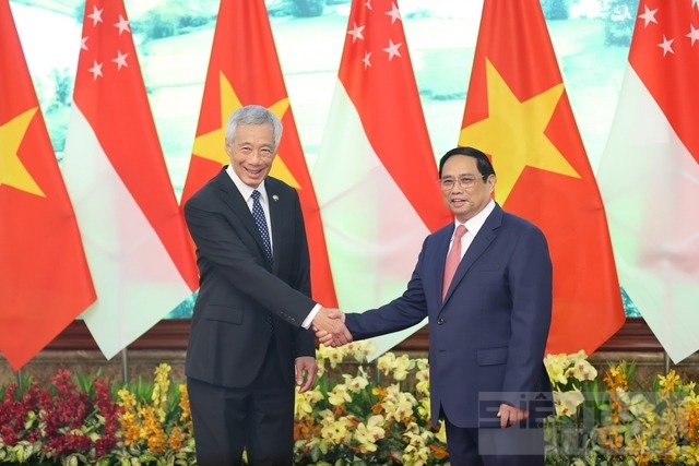 thuc day hop tac chien luoc viet nam singapore len tam cao moi
