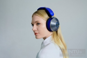 Dyson Zone™: tai nghe chống ồn kiêm khẩu trang lọc khí