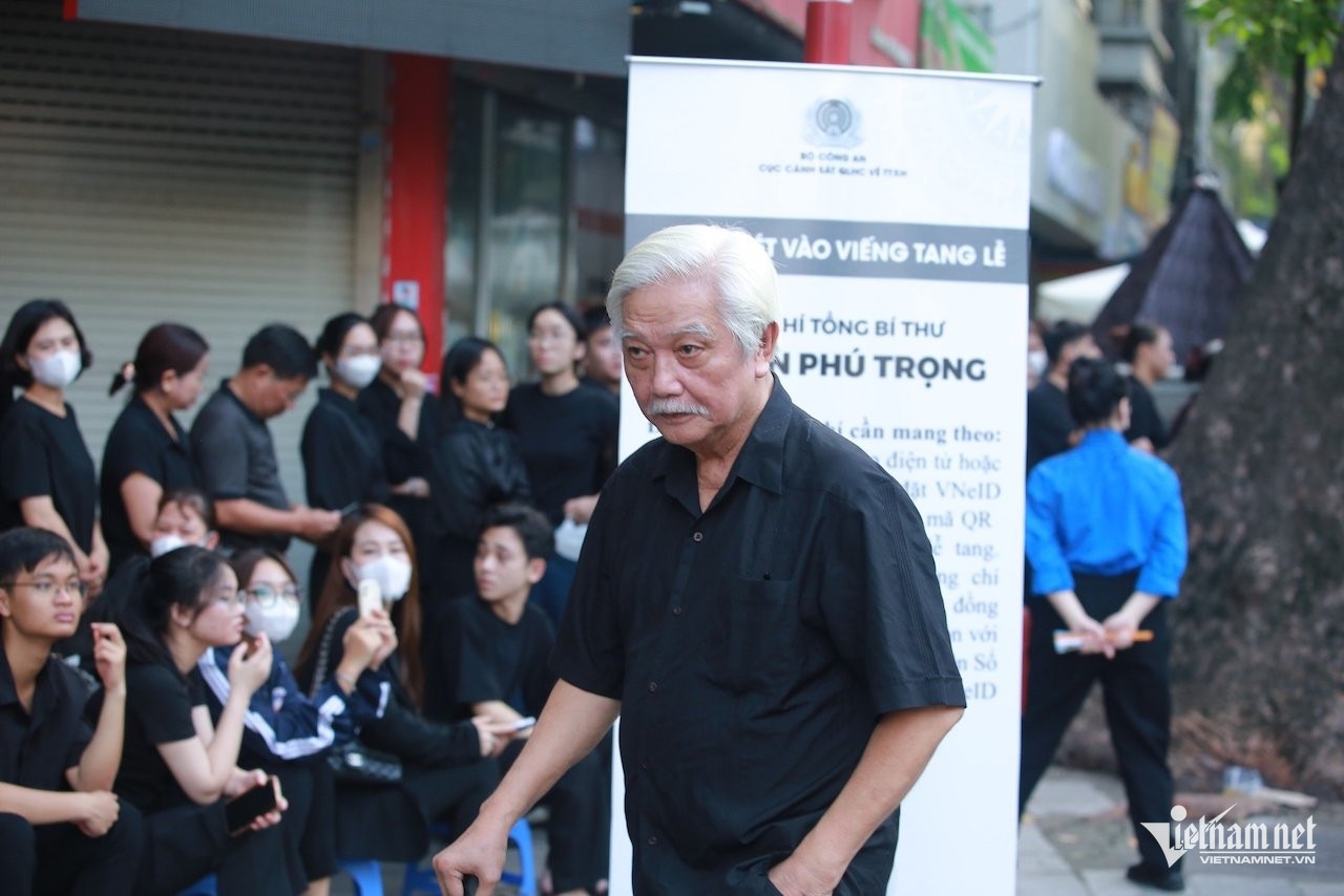 tinh cam cua nhan dan voi tong bi thu nguyen phu trong la thuoc do chinh xac nhat