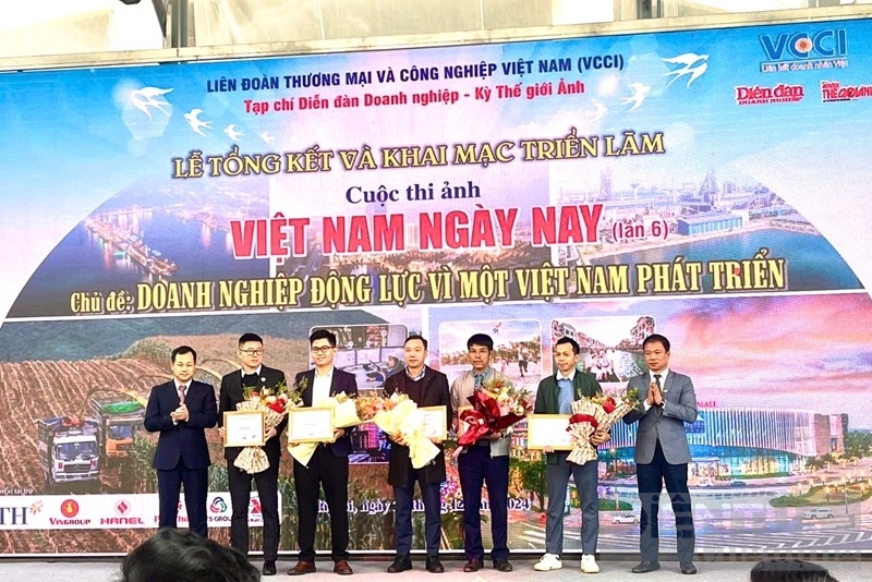 Tổng kết và trao giải cuộc thi ảnh Việt Nam ngày nay lần thứ 6