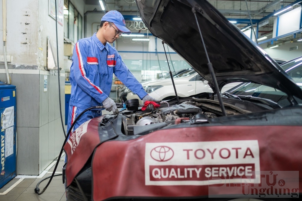 toyota viet nam tri an khach hang muon van uu dai