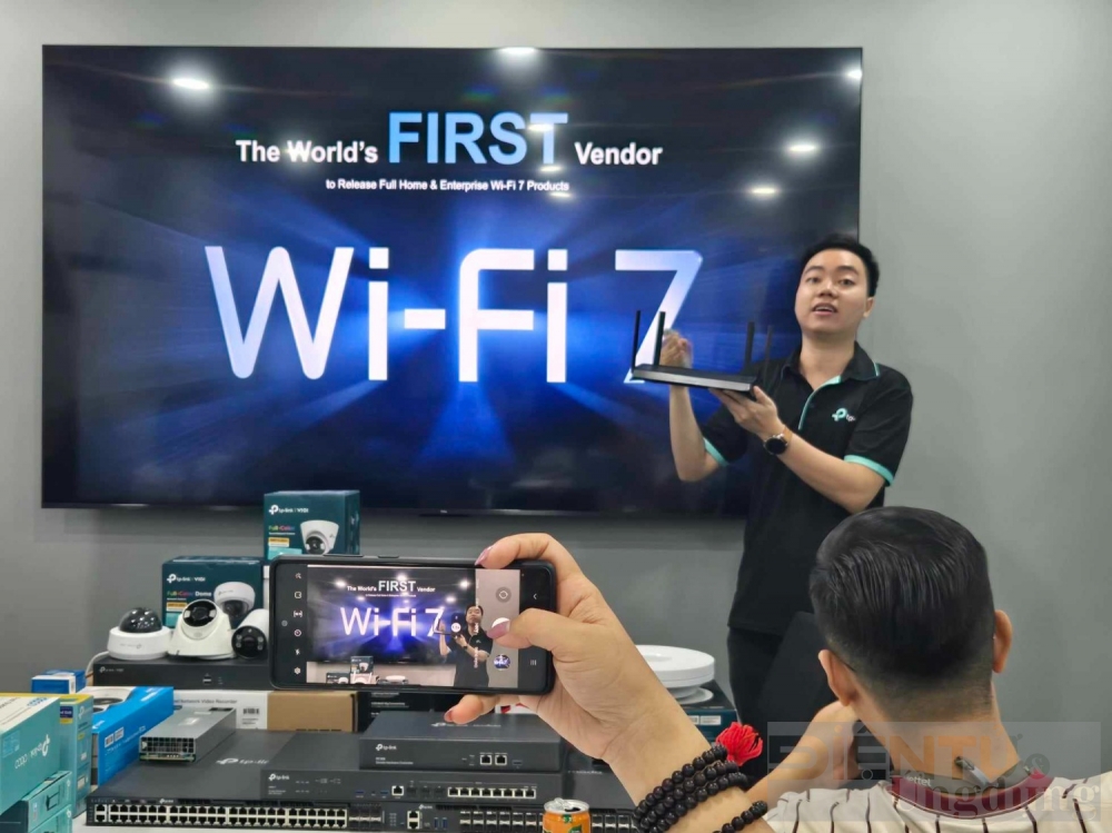 tp link ra mat router wi fi 7 dau tien tai viet nam