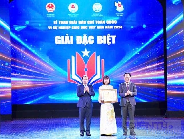 Trao Giải báo chí toàn quốc ‘Vì sự nghiệp giáo dục Việt Nam’ năm 2024