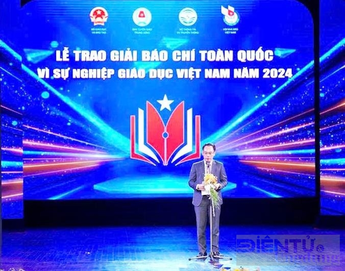 trao giai bao chi toan quoc vi su nghiep giao duc viet nam nam 2024