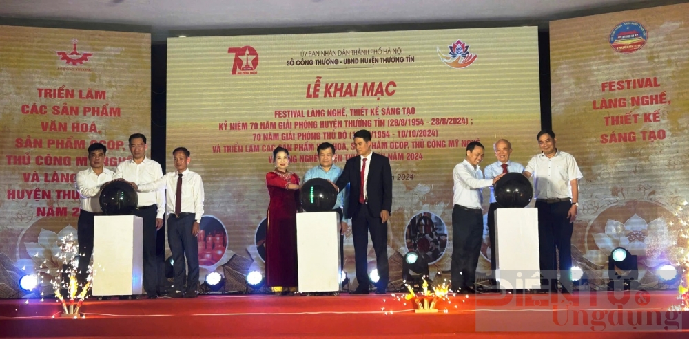 trien lam cac san pham ocop thu cong my nghe va lang nghe thuong tin nam 2024