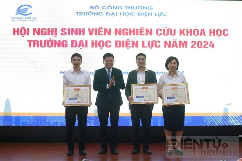 Trường Đại học Điện lực tổ chức Hội nghị sinh viên nghiên cứu khoa học năm 2024