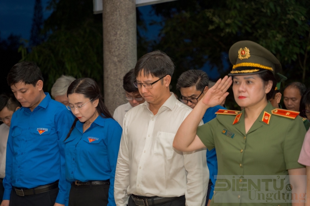 tuoi tre cong an nhan dan tri an cac anh hung liet si tai tay ninh