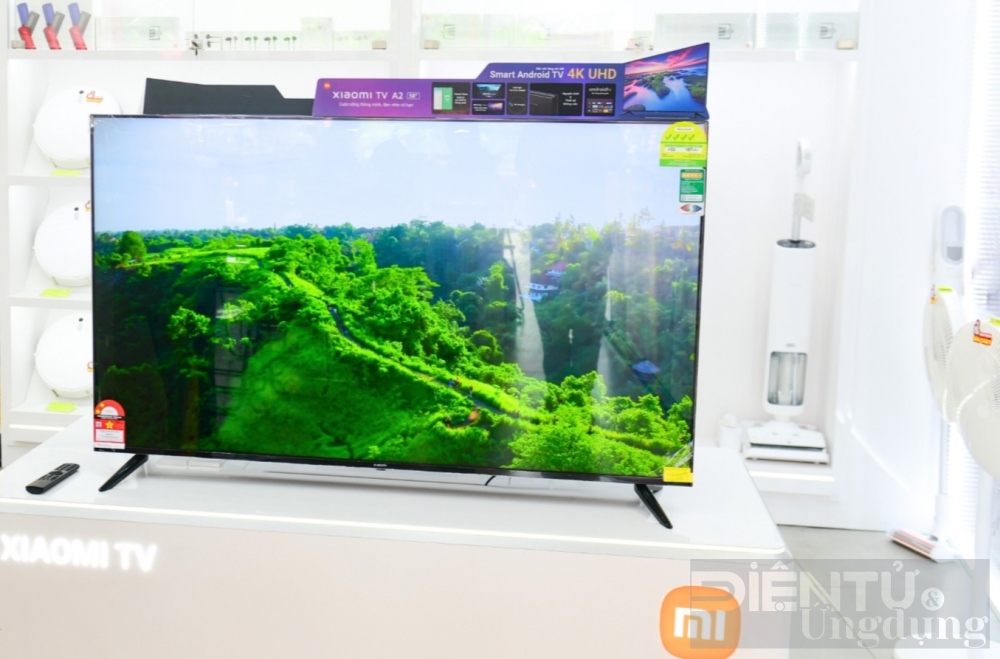 tv xiaomi uu dai den 40 tai 355 cua hang fpt shop tren toan quoc