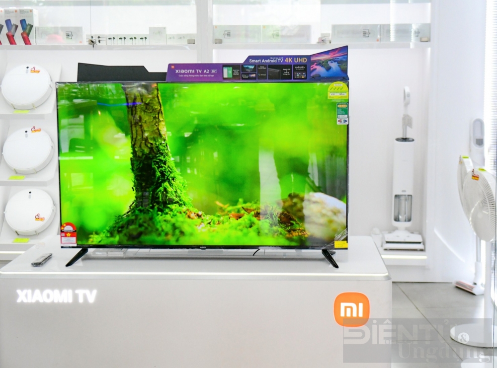 TV Xiaomi ưu đãi đến 40% tại 355 cửa hàng FPT Shop trên toàn quốc