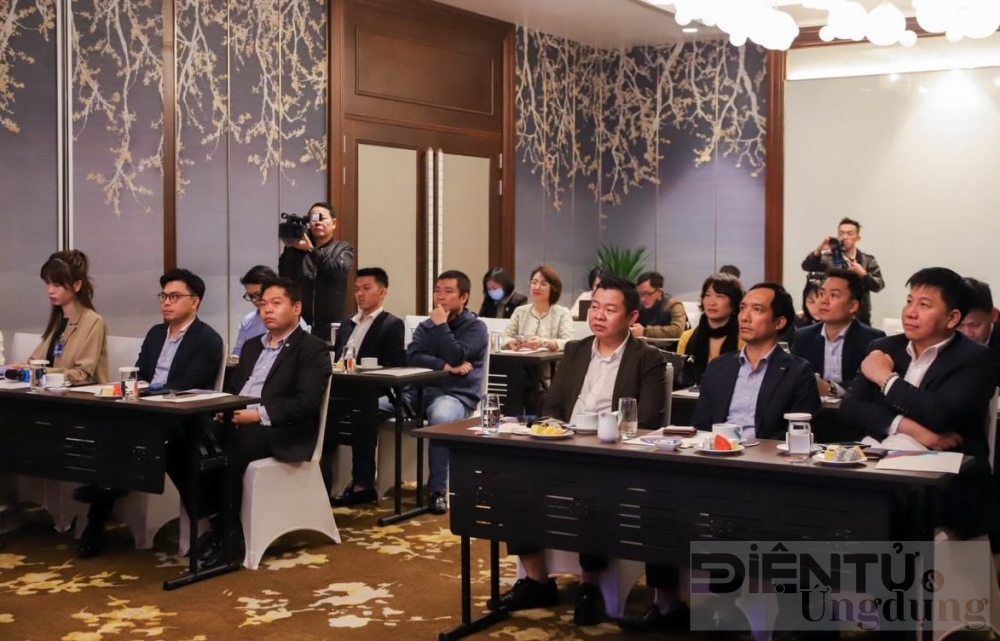 viet nam chinh thuc co trung tam blockchain dau tien