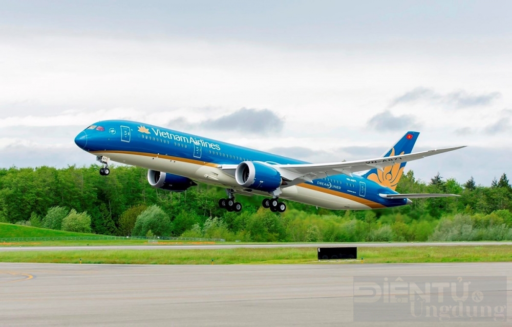 vietnam airlines chiu ap luc tu han che giao dich va doi mat nguy co huy niem yet