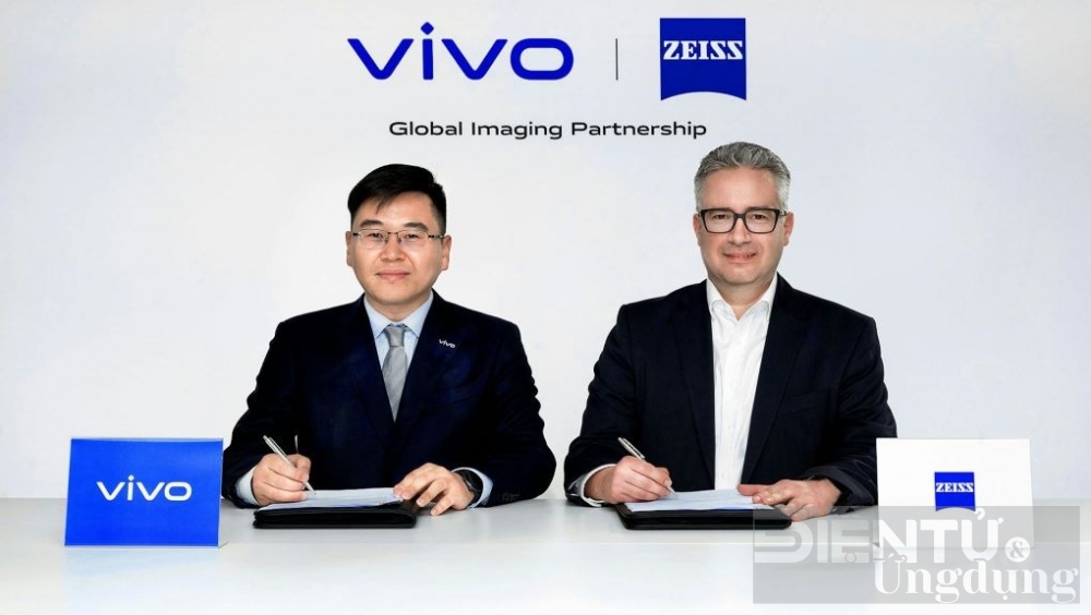 vivo dua camerea zeiss len dong v series