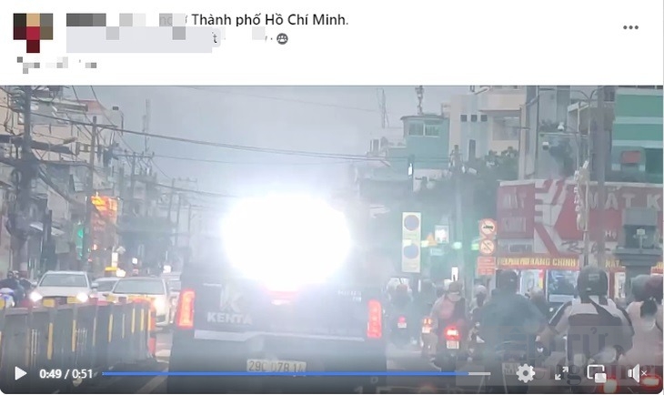 xac minh o to lap den sieu sang chay tren duong nguyen tat thanh