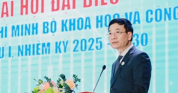 Hãy để tuổi trẻ của chúng ta để lại dấu ấn, để khi nhìn lại mỗi người đều có thể tự hào